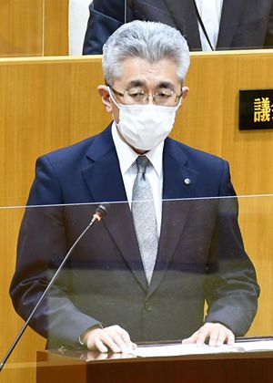 ワクチン接種の案内文書の発送遅れについて議場で陳謝した桜田市長