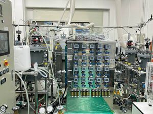 六ケ所研究所が開発したリチウム回収装置（量研提供）