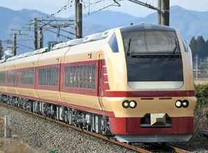 7月に運行予定の国鉄色の特急列車はつかり号（JR東日本提供）