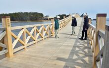 鶴の舞橋、4月通行再開　青森県鶴田町