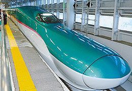 E5系はやぶさ最高速度320キロ、日本一